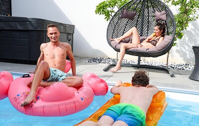 Gralie Wonder and Nico Vegas in Seduce My Step-Aunt from 
