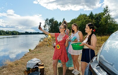 Candence Shanti and Alice Klay in End Summer Sirens 2/4 from 