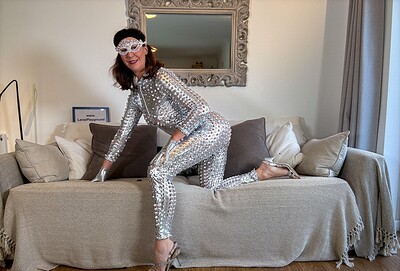 Lara Latex in Shooting Star from