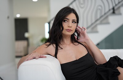 Asteria Jade and Vince Karter in Seductive Anal Model from 