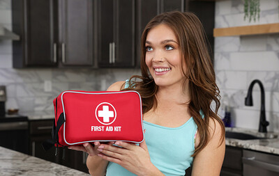 Katie Kush and Richard Glaze in How To Give Proper Mouth To Mouth Resuscitation from