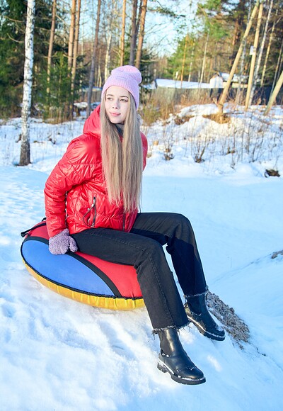 Alice Flore in From sleighing to slaying with Alice Flore from 