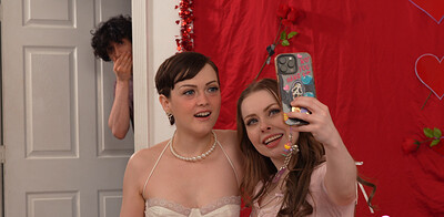 Haley Spades and Jade Valentine in Swapping Stepbros Cum On Valentines Day from 