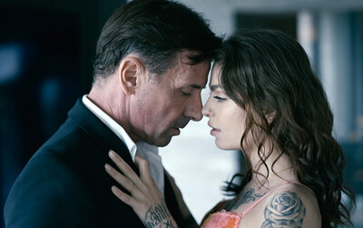 Clara Mia and David Perry in Under the spell of a mature man from