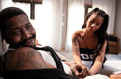 Ameena Green and Isiah Maxwell in Stepdaughter's Helping Hand from