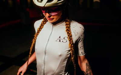 Olivia Sparkle and Rika Fane in My cycling girl with benefits - Chapter 6 from 
